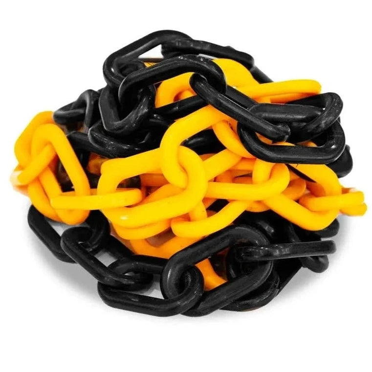 Weather resistant plastic chain barrier