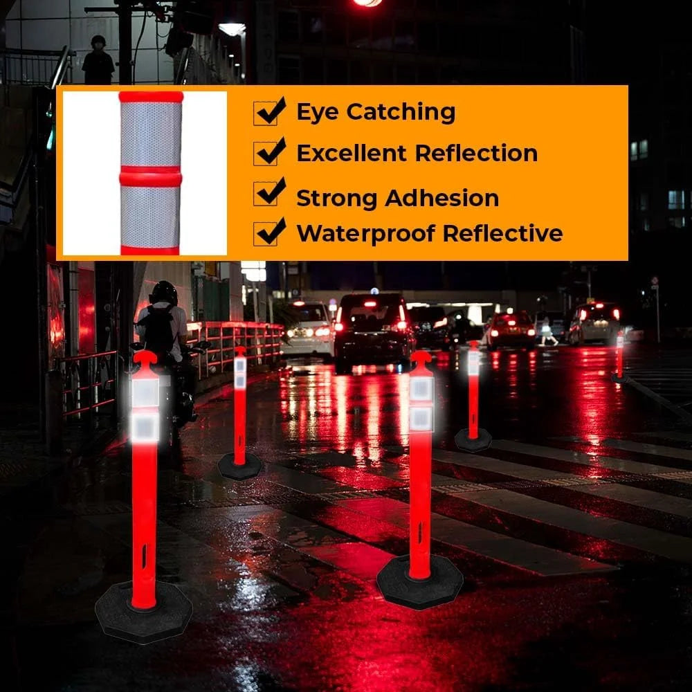 Reflective delineator post