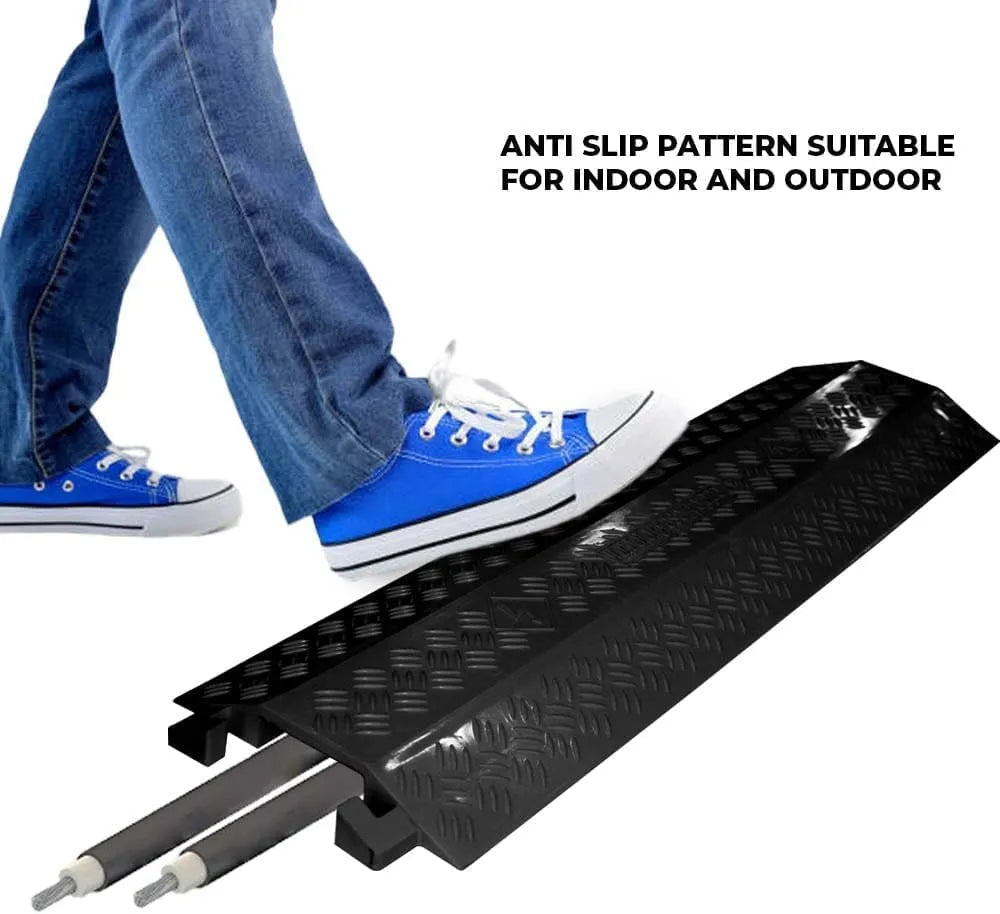 cable protector ramp with single channel