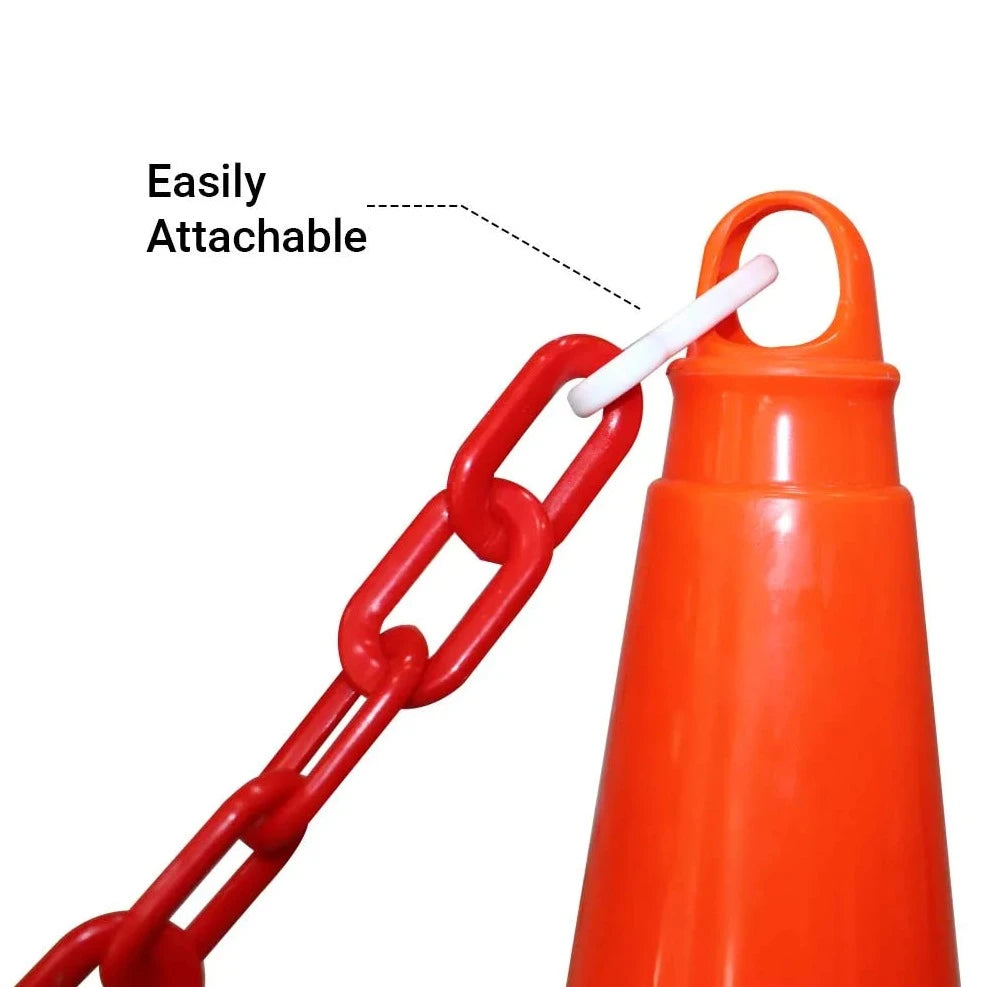 Easily attachable plastic barrier chain
