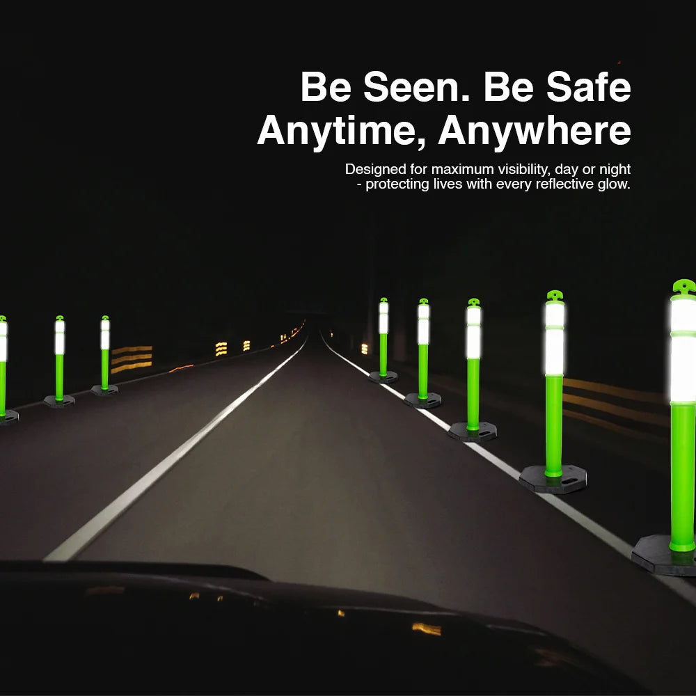 High visibility traffic post