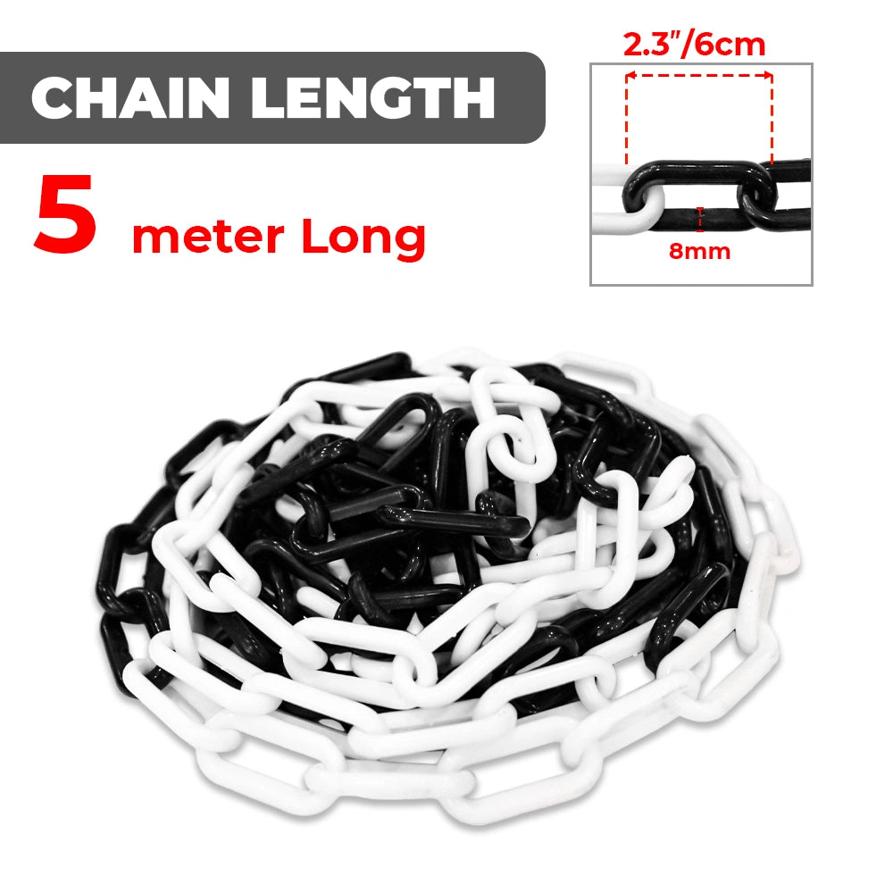 Black and white chain with measurement details on a white background