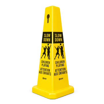 Cône de signalisation « Ralentissez — Enfants au jeu »