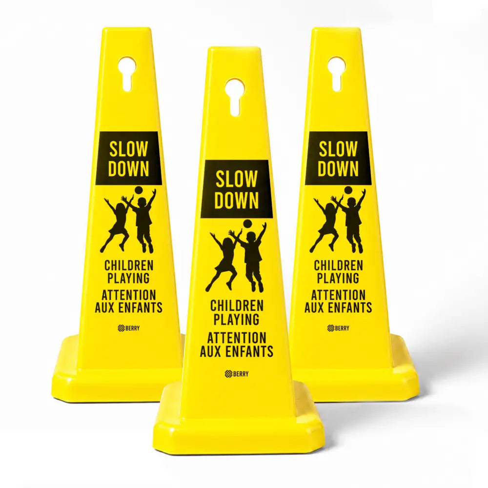 Slow Down Children Playing Cone 3P