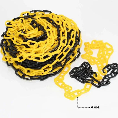 Black and yellow chain on a white background with a measurement label.